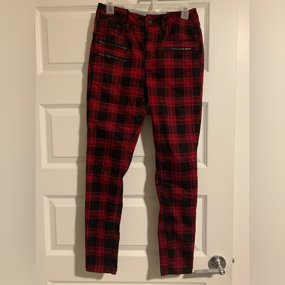 Women’s Red Plaid High Rise Skinny Jeans